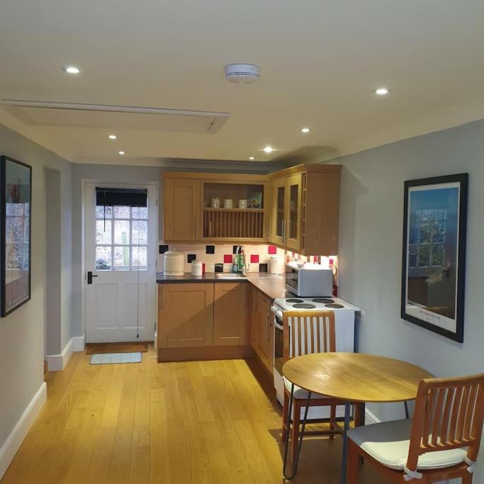 Brook House Apartment Bunbury エクステリア 写真